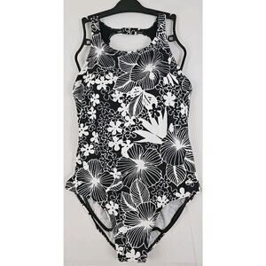 Aquabelle ~Woman Size 16~ White/Black One Piece Swimsuit NWT.
